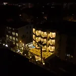 Otel Opera 3*