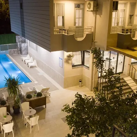 Opera Ξενοδοχείο