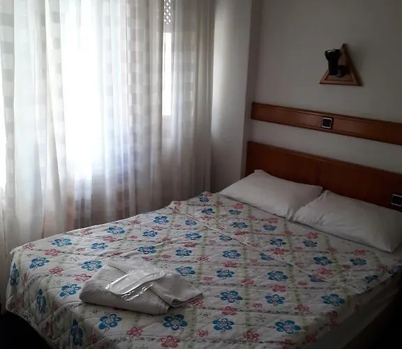 Hotel Opera 3*