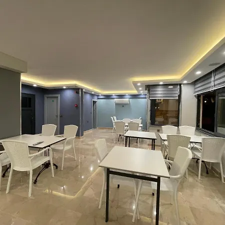 Opera 3* أنطاليا